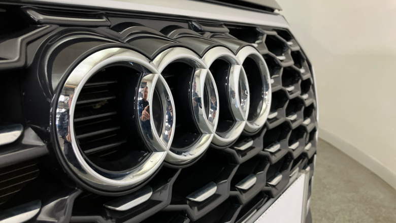 Audi Q3 35 TFSI S Line 5dr Petrol Estate